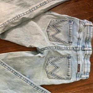 Wrangler Willow Ultimate Riding Jeans Size 6 x 34